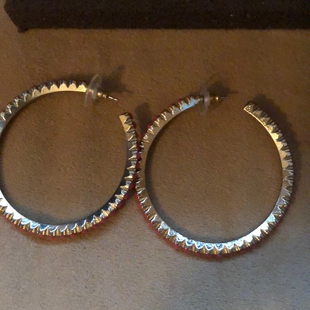 Pink earrings - Picture 2 of 3